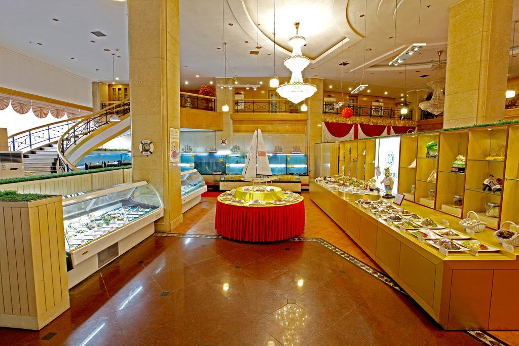 Donghai Grand Hotel Qingdao Dış mekan fotoğraf